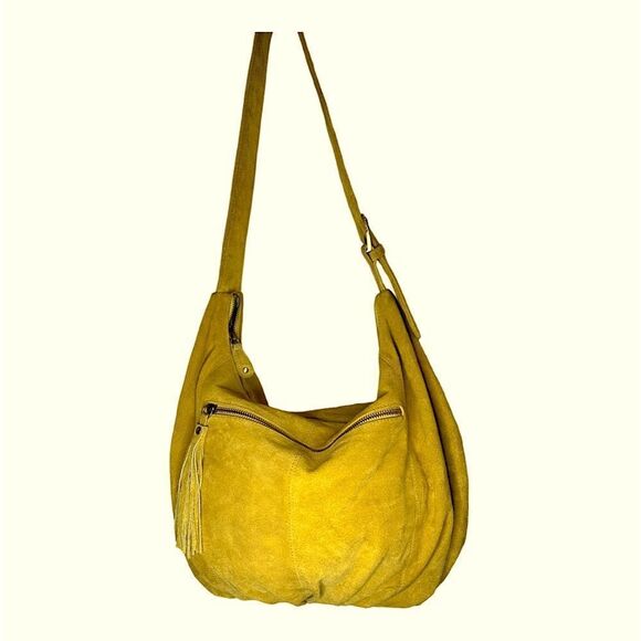Suedes  Crossbody Boho Bag Wiith adjustable Strapped in p - Picture 1 of 6